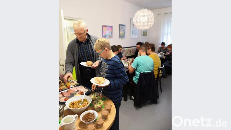 Guten Anklang fand das "Faire Frühstück" im Kemnather Familienzentrum anlässlich der Fairen Wochen Bild: stg