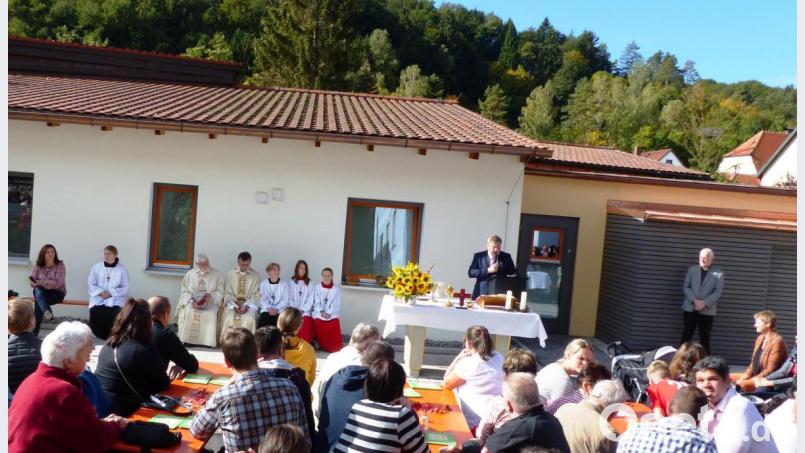 Bürgermeister Stefan Braun gab einen Rückblick auf den Kindergartenbau und kritisierte die Diözese Eichstätt wegen des Ausstiegs aus der Kindergartenförderung. Bild: jp
