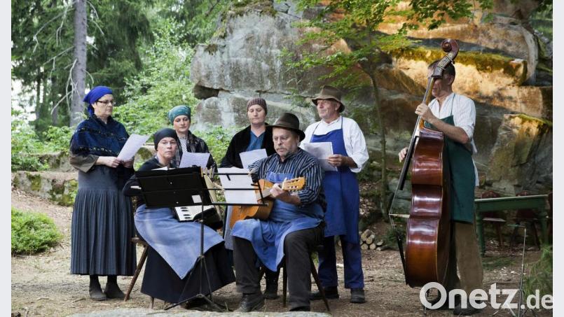 In den Mittelpunkt des Festaktes am 12. Oktober rücken auch die Holzrechtlerlieder, deren Texte und Melodien auch heute noch gesungen werden. Archivbild: wro