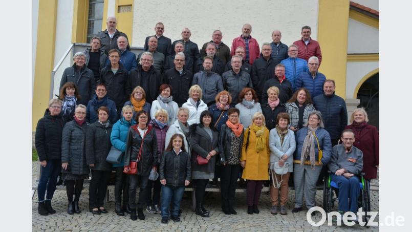 Zu einem Treffen kamen die ehemaligen Schüler des Jahrgangs 1958/59 zusammen. Bild: jr