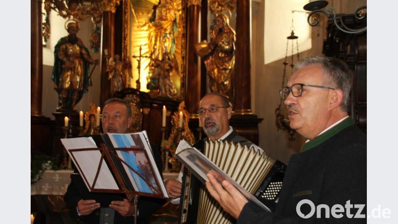 Der „Murachtaler Dreigesang“ sang im Festgottesdienst eine neue Messe. Bild: frd