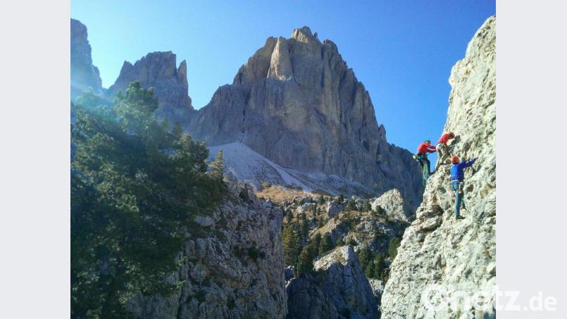 In 2000 Metern Höhe gewannen die Teilnehmer der DAV-Gruppe enorm an Berg- und Klettererfahrung. Bild: Michael Schornbaum/exb