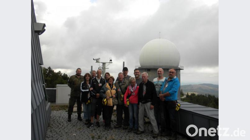 Bei der Besichtigung der Radarstellung Großer Arber. Bild: Reservistenkameradschaft Amberg/exb