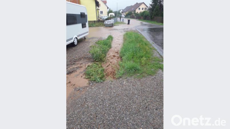 Das Wasser bahnte sich im Juni und August seinen Weg zu einem Neubau. Bild: exb