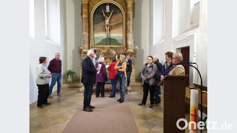 Der Altar in der kleinen Katharinenkirche in Thansüß ist mehr als einen Blick wert. Bild:  Susanne Götte