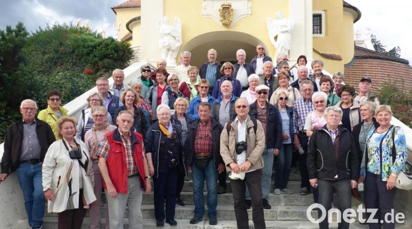Die Landeshauptstadt Eisenstadt des österreichischen Burgenlands erkunden die Teilnehmer der Siedlergemeinschaft „Am Krumpes“. Repro: Dobmeier