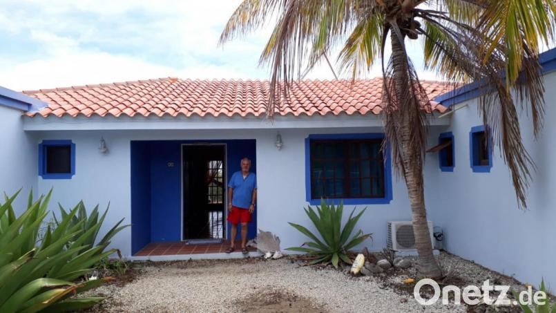 Seine Leidenschaft fürs Tauchen führte den Oberviechtacher Paul Bauer auf die Insel Bonaire. Vor 26 Jahren hat er hier ein Haus gebaut. Von der Dachterrasse sieht er aufs karibische Meer. Bild: exb