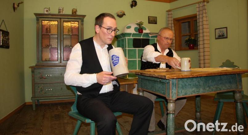 &quot;Bunter Abend&quot; des Pechlattenfixner Dorftheaters im Knopf-Saal in Groschlattengrün. Bild: wro