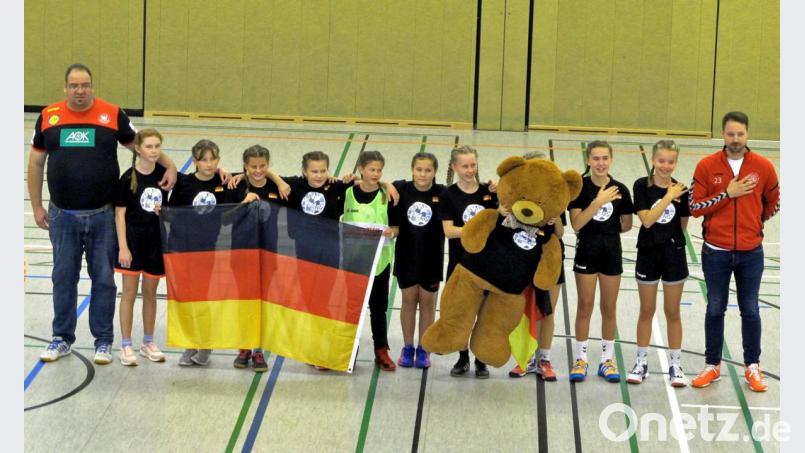 Die Handballerinnen aus Oberviechtach treten bei der Mini-WM als Team Deutschland an. Bild: gud