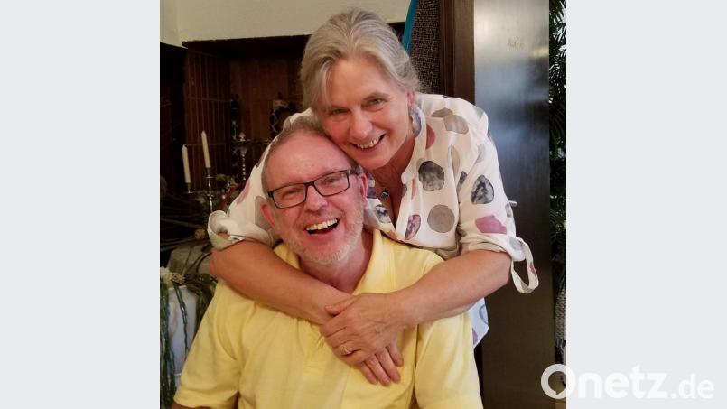 Kornelia Schmid ist der Lichtblick ihres Mannes Erich, aber nicht nur seiner; sie nutzt ihre vielfältigen Talente, gewonnen im Ehrenamt, inzwischen für Tausende. Bild: exb