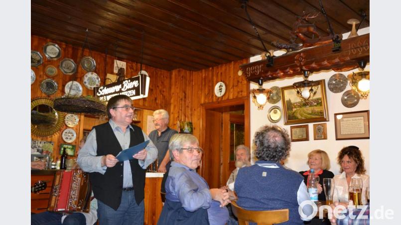 Max Frischholz steuert viele lustige Geschichten zum Mundartabend des Heimatkundlichen Arbeitskreises im Gasthaus Bodensteiner in Tröbes bei. Bild: gi