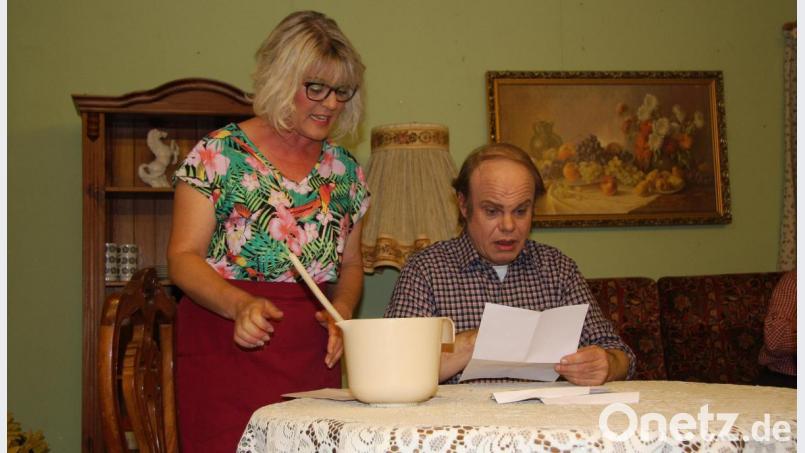 &quot;Bunter Abend&quot; des Pechlattenfixner Dorftheaters im Knopf-Saal in Groschlattengrün. Bild: wro