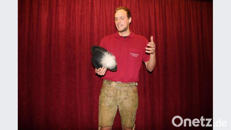 &quot;Bunter Abend&quot; des Pechlattenfixner Dorftheaters im Knopf-Saal in Groschlattengrün. Bild: wro