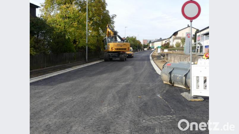 Bis zur Schule zur individuellen Lernförderung sind die Arbeiten zur Erneuerung der Jahnstraße nahezu abgeschlossen. Bild: rn