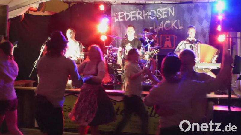 Die Band „Lederhosen-Lackl“ begeisterte mit ihrer Tanz- und Stimmungsmusik. Bild: Schönberger, Ferdinand [fsb]