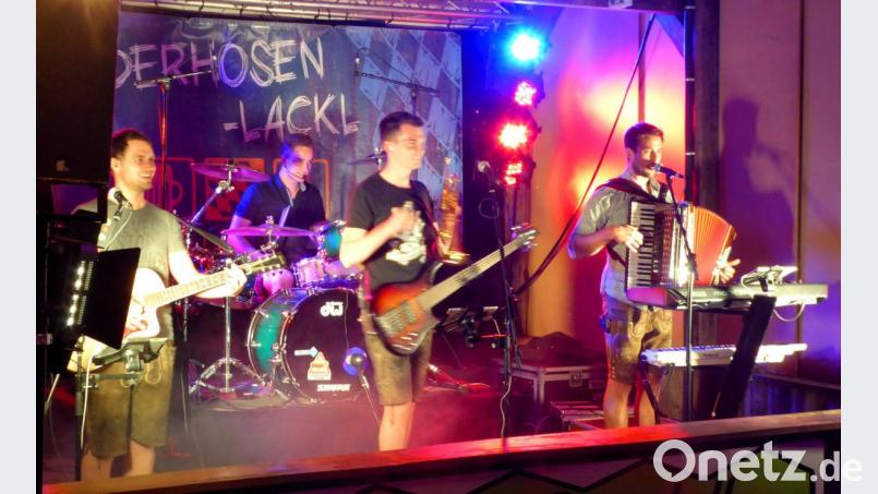 Die Band „Lederhosen-Lackl“ begeisterte mit ihrer Tanz- und Stimmungsmusik. Bild: Schönberger, Ferdinand [fsb]