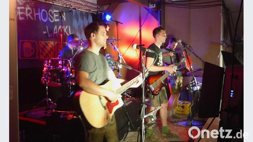 Die Band „Lederhosen-Lackl“ begeisterte mit ihrer Tanz- und Stimmungsmusik. Bild: Schönberger, Ferdinand [fsb]