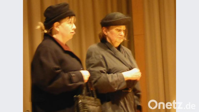… als trauernde Frauen. Bild: Schönberger, Ferdinand [fsb]