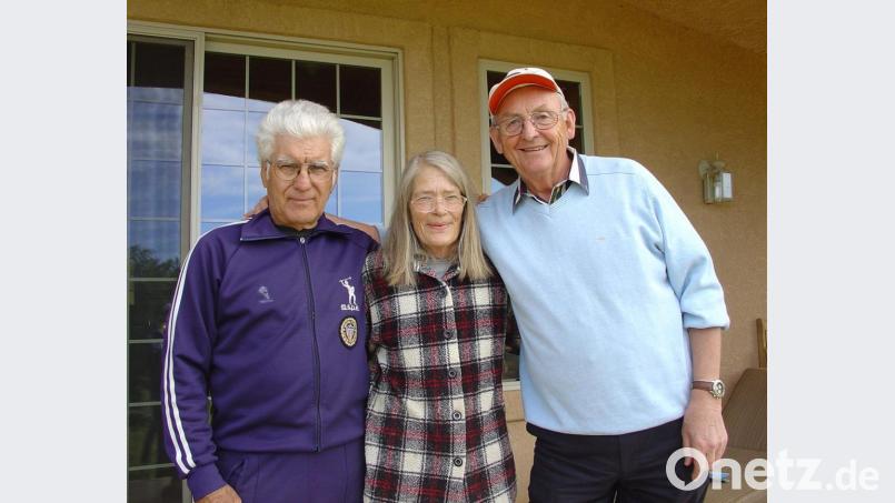 Hans-Georg Schulze (rechts) hat Peter und Martha Schraml in Kalifornien auf der Farm besucht. Das hat den Tirschenreuther Zahnarzt schwer beeindruckt. Bild: exb