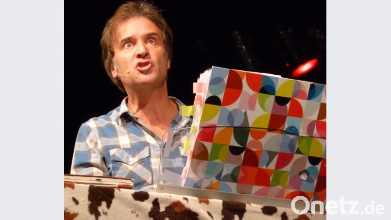 "Freischwimmer" im VAZ: Comedian Chris Boettcher gastierte in Burglengenfeld. Bild: Wilhelm Amann