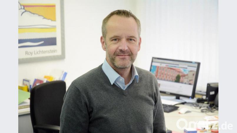 An einer neuen Art von Drogenprävention in der Region tüftelt Dr. Thomas Holtmeier, Leiter des Gesundheitsamtes. Bild: Gabi Schönberger