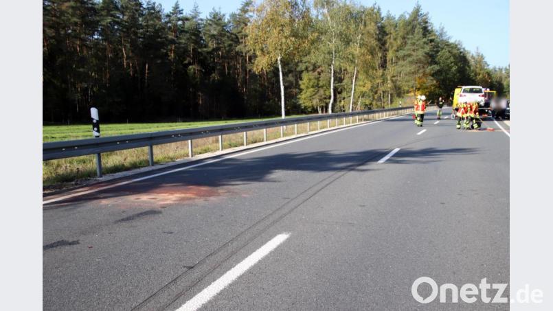 Unfallspuren auf der B470 Bild: jma