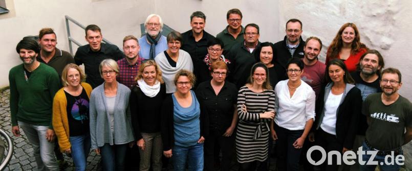 Frauen und Männer sind je zur Hälfte auf der Stadtratsliste der Wählergruppe „Suro2030“ vertreten. Bild: gf