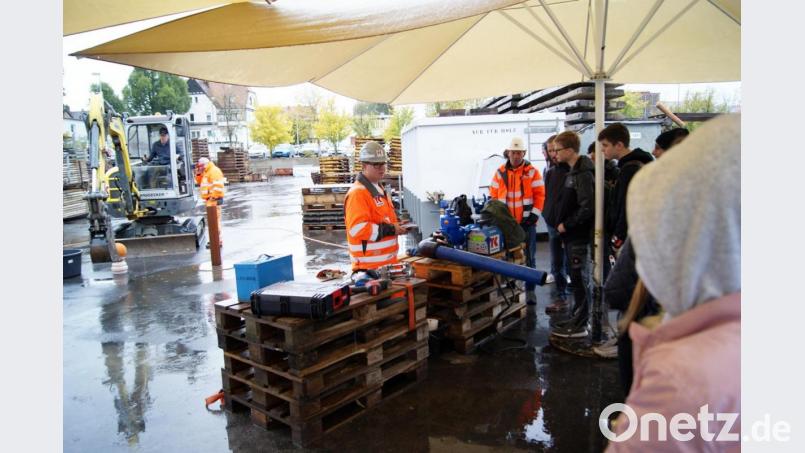 Regenwetter begleitete den Schülertag auf dem Kassecker-Gelände. Bild: Raimund Spandel/MM-PR GmbH/exb