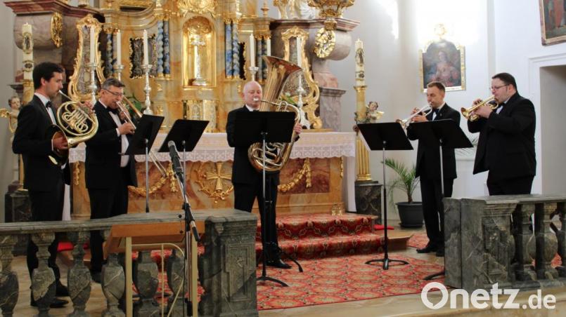 Das Blechbläserquintett &quot;i-Tüpferl&quot; überzeugte die Zuhörer mit Stücken vom Barock bis in die Moderne. Bild: kar
