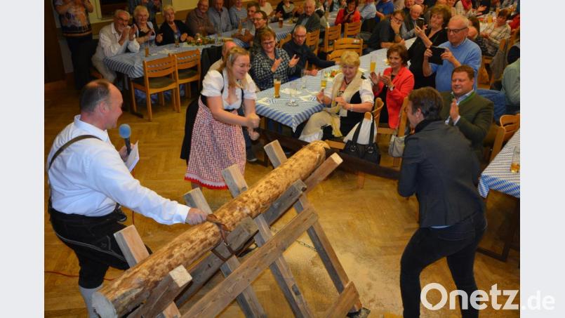 Eine starke Leistung zeigten Mutter und Tochter: Anja und Kim Dreßel landeten am Ende auf dem zweiten Platz. Bild: jr