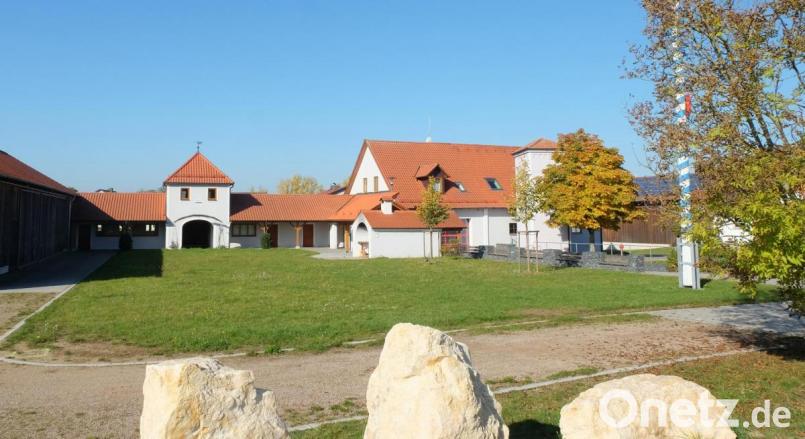 Abschluss der Maßnahme „Dorferneuerung Wölsendorf“: Mit der Zustellung der Schlussfeststellung an den Vorstand der Teilnehmergesellschaft Wölsendorf am 13. Mai 2019 ist das vom Amt für Ländliche Entwicklung Oberpfalz geförderte Verfahren beendet. Bild: ohr