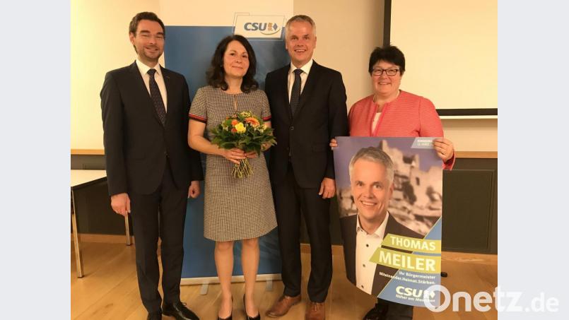 Die CSU schickt ihren Bürgermeister Thomas Meiler (Zweiter von rechts) erneut ins Rennen; mit im Bild die CSU-Ortsvorsitzende Christina Rosner (rechts), Marlies Meiler und MdL Stephan Oetzinger. Bild: eig