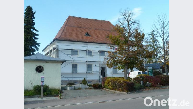Nach der Teilsanierung und Neugestaltung der Fassade werden im ehemaligen Postgebäude vier Büroeinheiten in unmittelbarer Altstadtnähe zur Verfügung stehen. Bild: Portner