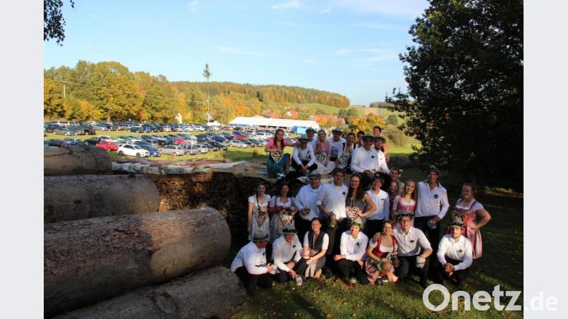 Goldener Oktober bei der Kirwa im Oberland: In Schleißdorf genossen hunderte Besucher eine zünftige Spätsommer-Kirchweih. Bild: gri