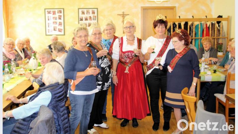 Das Organisationsteam hatte sich zum Seniorennachmittag wieder vieles einfallen lassen. Bild: bjo