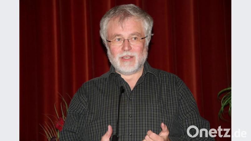 Beim Frauenfrühstück des Katholischen Frauenbundes referierte Pfarrer Edmund Prechtl über das Gottvertrauen. Zudem mahnte er zu mehr Gelassenheit im Leben. Bild: wro