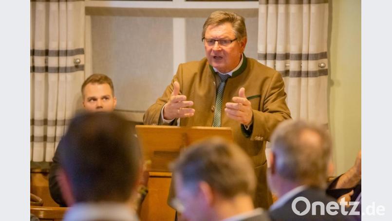 Es wurde gefragt und diskutiert beim Bürgergespräch der CSU Kastl. Bild: ckl