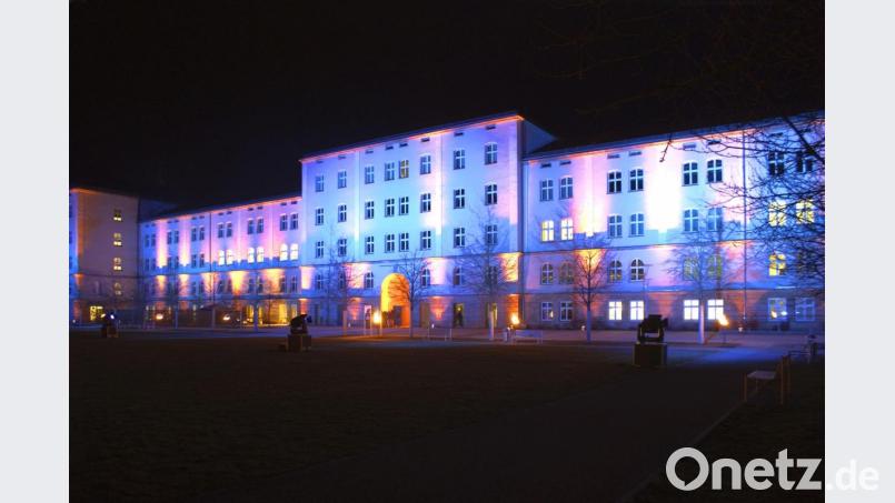 Die OTH Amberg-Weiden lädt zur Nacht der Wissenschaft am Freitag, 25. Oktober. Ein besonderer optischer Höhepunkt wird das Videomapping auf der Fassade sein. Bild: exb