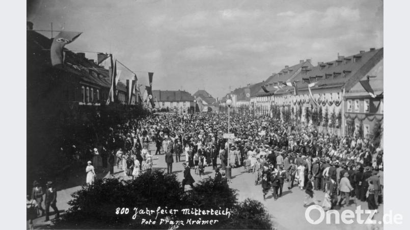 Mitterteich im Jahr 1935 ist nur eines der Motive im Buch. Bild: ubb