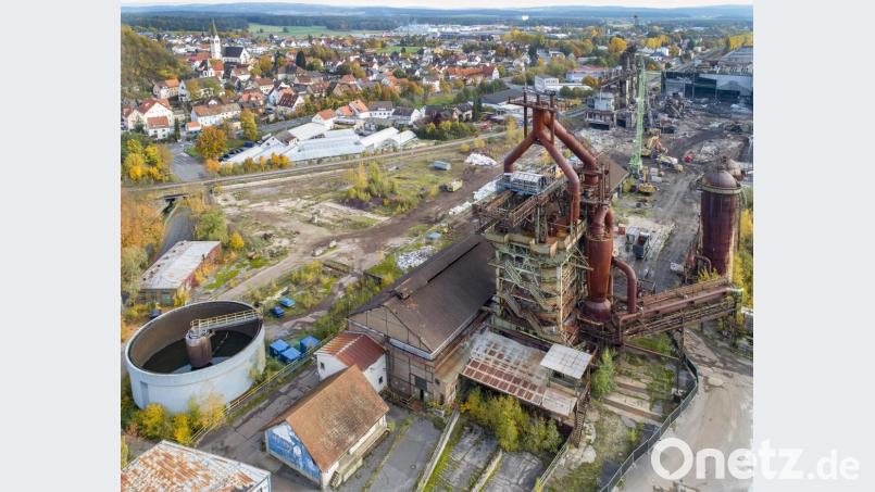 Der Hochofen des früheren Eisenwerks mit Umgriff. Bild: Thilo Hierstetter
