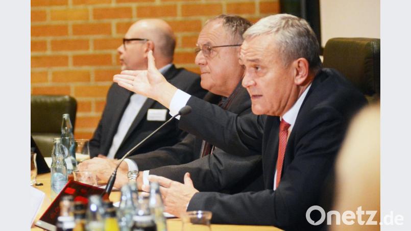 Großer Andrang bei der Bürgerversammlung Weiden zum Thema Klimaschutz. Bild: Gabi Schönberger