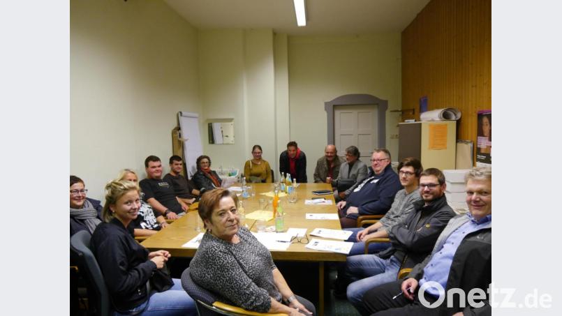 Beim Infoabend im Landratsamt ging es um Zuschüsse. Bild: Kreisjugendring Tirschenreuth/exb