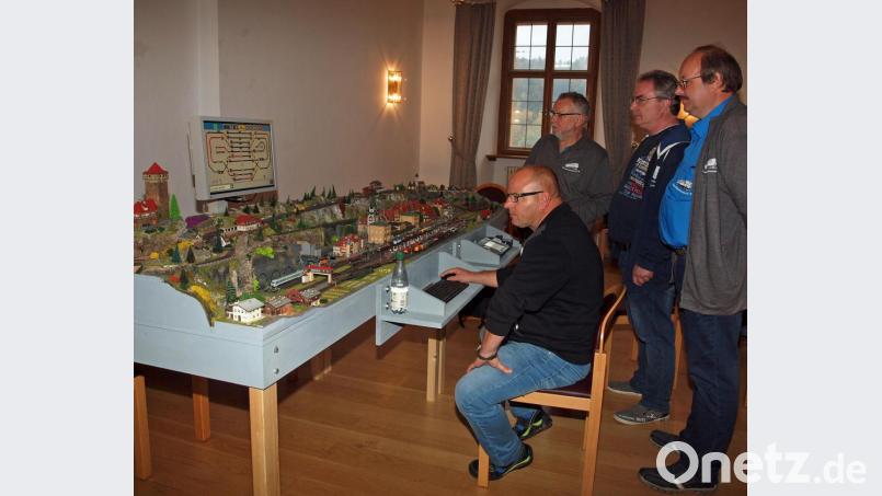 Eine M-Bahn-Strecke (1:160) fand im Fürstensaal begeisterte Besucher. Bild: sön
