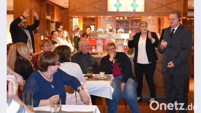 Die Katholische Theatergruppe führt Wirtshauskrimi: &quot;Wer die Wahl hat, hat den Mord&quot; im Gasthaus &quot;Zum Stich&#039;n&quot; auf. Bild: rgr