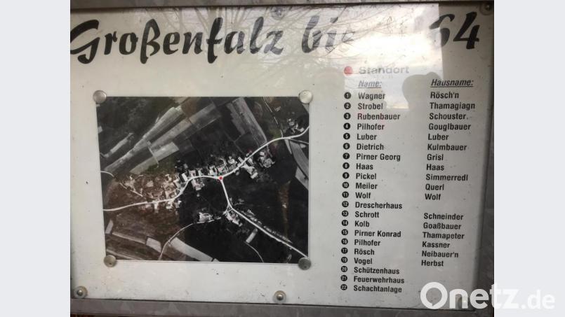 Infotafel zur Ablösung des alten Dorfes Großenfalz im Jahr 1964. Bild: Andreas Royer