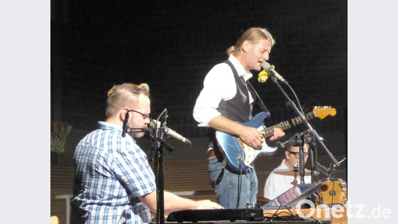 „Da Huawa“, „da Meier“ und „da I“ erweisen sich Meister an vielen Instrumenten. Bild: Schönberger, Ferdinand [fsb]