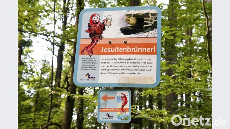 Die Infotafel erzählt von einstigen glorreichen Zeiten des Jesuitenbrünnerls. Bild: Petra Hartl