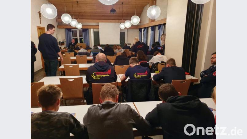 Leicht rückläufig ist die Anzahl der Anwärter und der Jugendfeuerwehren beim Wissenstest. Nach 39 im Vorjahr haben diesmal 30 Nachwuchsbrandschützer teilgenommen. Bild: mde