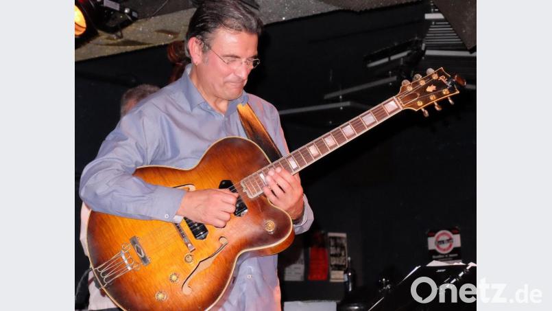 Im Rahmen der Jubiläumstour zu seinem 60. Geburtstag gastiert Roberto Bossard mit seiner „New Group“ am 25.Oktober beim Jazz-Zirkel-Weiden. Bild: lr