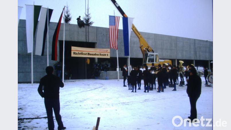Dieses Bild kann genau datiert werden: Das Richtfest für den Bauabschnitt 4 war am 22. November 1985. Bild: Cherry